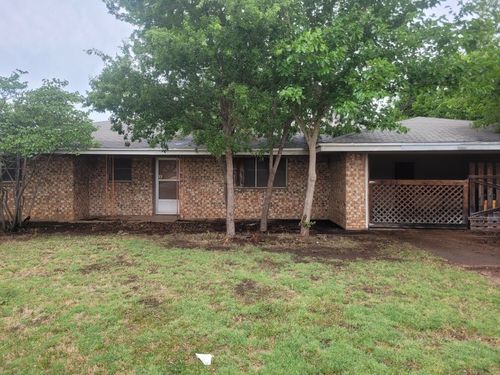 115 S Crescent Dr, Electra, TX, 76360-2805 | Card Image