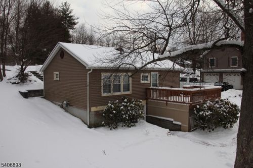 31 Ringwood Ln, Hewitt, NJ, 07421-3033 | Card Image