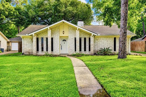 1907 Round Spring Dr, Kingwood, TX, 77339-2222 | Card Image