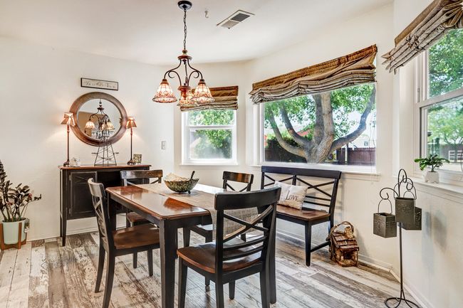 355 Esperanza Dr, House other with 4 bedrooms, 2 bathrooms and null parking in Bosque Farms NM | Image 5