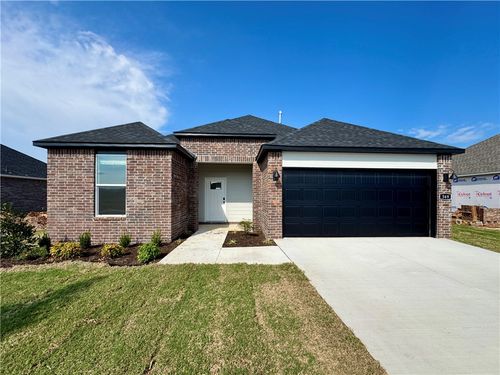 569 W Canada Dr, Farmington, AR, 72730 | Card Image