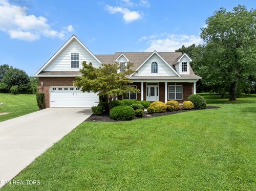 2721 Raylee Dr, Maryville, TN, 37803-7394 | Card Image
