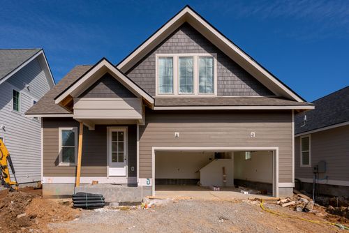 1305 Alderwood Pass, Nashville, TN, 37207-3598 | Card Image