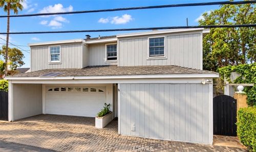 676 Glenneyre St, Laguna Beach, CA, 92651-2420 | Card Image