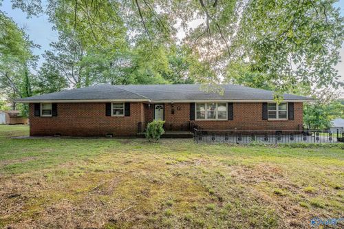 41 Seminary St, Moulton, AL, 35650-1526 | Card Image