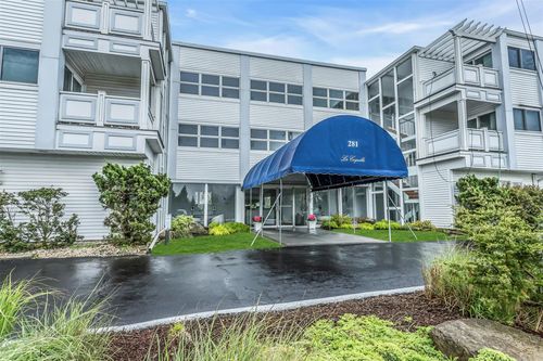 18a-281 Dune Rd, Southampton, NY, 11968-4714 | Card Image