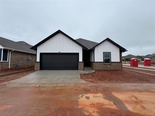 6821 Belle Dr, Oklahoma City, OK, 73112 | Card Image