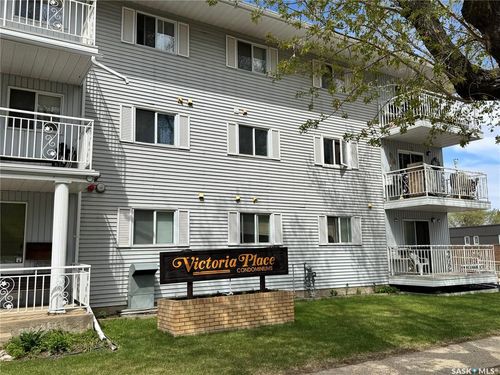 203-66 19th St W, Prince Albert, SK, S6V7T6 | Card Image