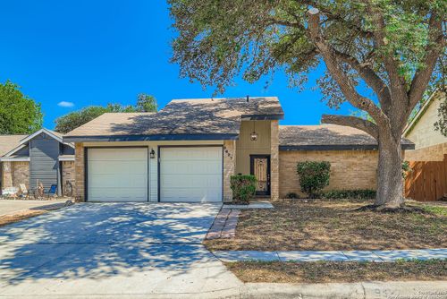 9627 Wildwood Rdg, San Antonio, TX, 78250-5070 | Card Image
