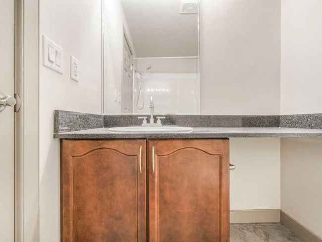1702 - 9939 109 Nw, Condo with 2 bedrooms, 2 bathrooms and 2 parking in Edmonton AB | Image 15