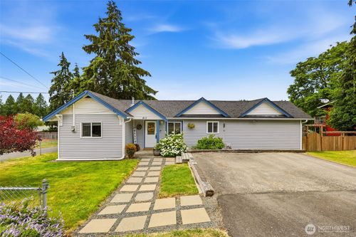 411 23rd Ave, Milton, WA, 98354-9304 | Card Image