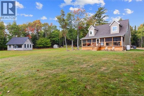 1276 Cox Point Rd, Cumberland Bay, NB, E4A2Z3 | Card Image