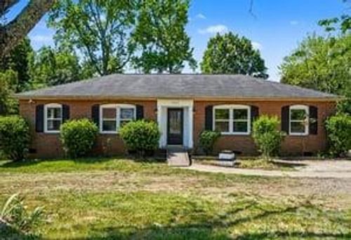 7040 Idlewild Rd, Charlotte, NC, 28212-5752 | Card Image
