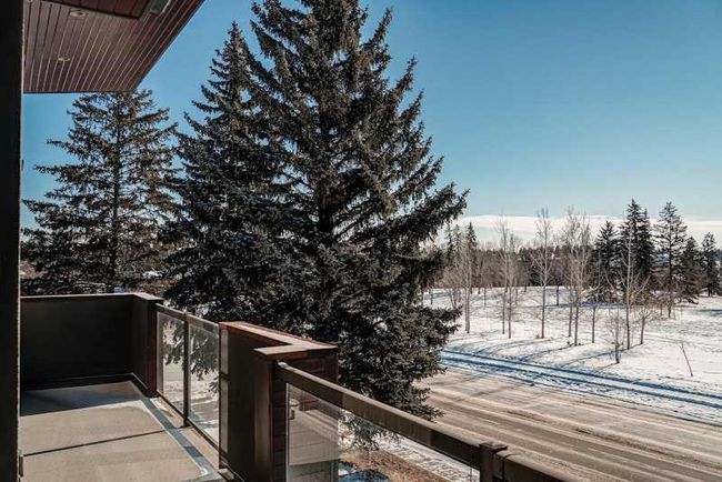 1534 38 Ave Sw, Home with 4 bedrooms, 4 bathrooms and 3 parking in Calgary AB | Image 23