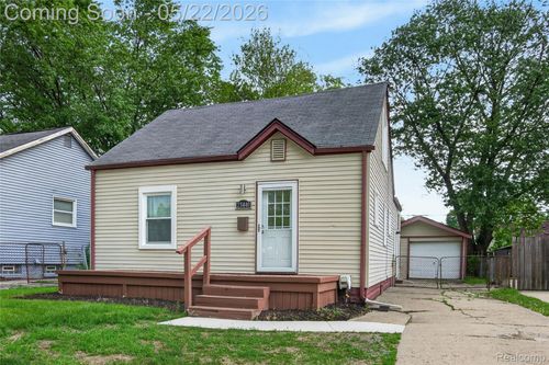 23440 Cayuga Ave, Hazel Park, MI, 48030-2727 | Card Image
