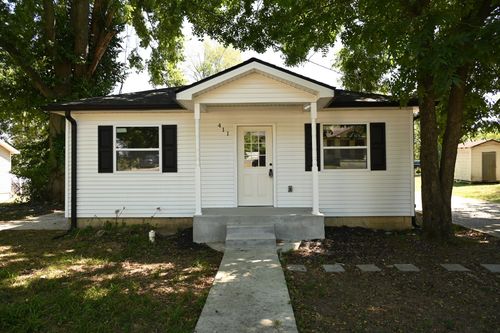 411 Glenn St, Clarksville, TN, 37040-3531 | Card Image