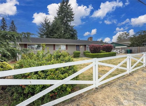 5016 89th Pl Ne, Marysville, WA, 98270-2535 | Card Image