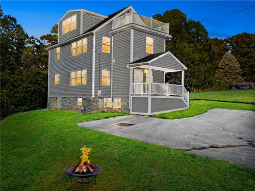 126 Hilton St, Tiverton, RI, 02878-1116 | Card Image