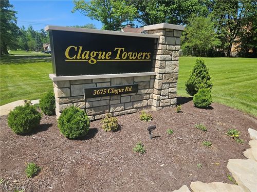 306-3675 Clague Rd, North Olmsted, OH, 44070-1654 | Card Image