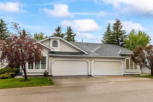 33 Douglasview Pk Se, Calgary, AB, T2Z2R9 | Card Image