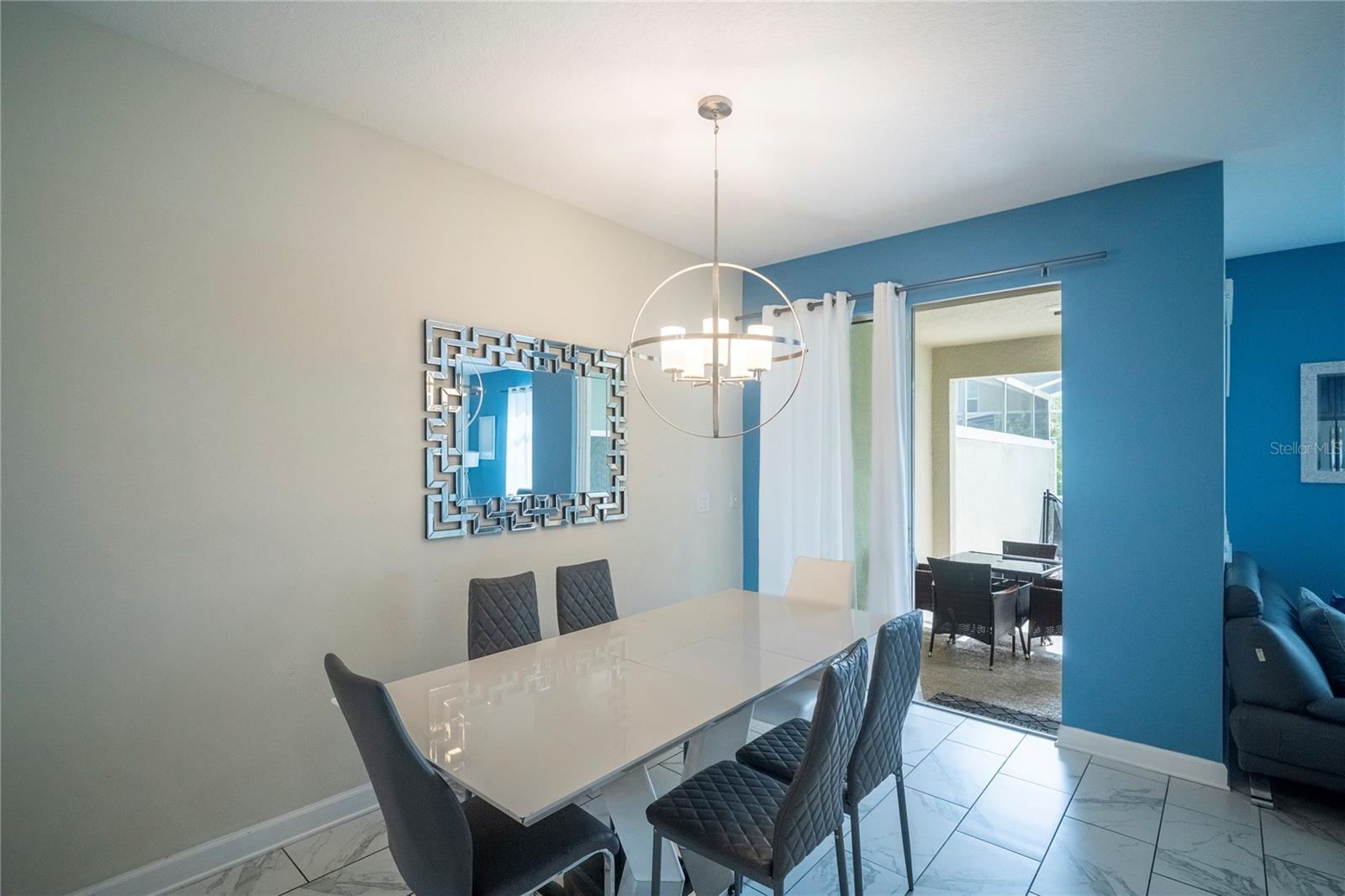 Residential in DAVENPORT 4