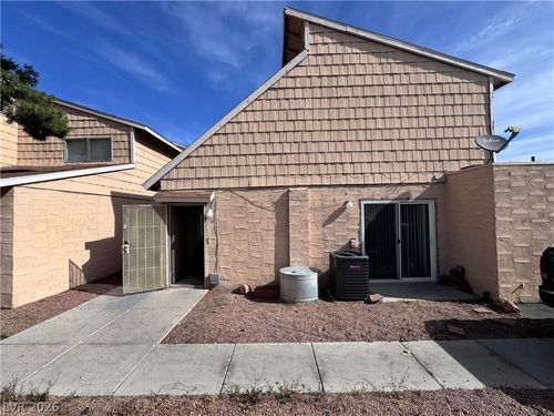 5245 Golden Ln, Las Vegas, NV, 89119-1847 | Card Image