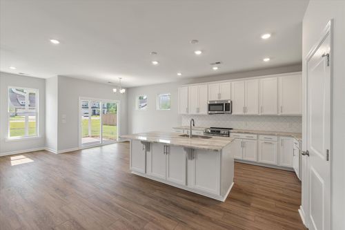 205 Palfrey Dr, Ridgeville, SC, 29472-6468 | Card Image