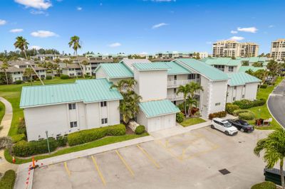 824 - 2400 S Ocean Drive, Condo with 2 bedrooms, 2 bathrooms and null parking in Fort Pierce FL | Image 3