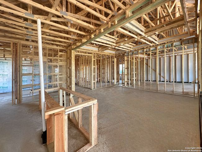 12915 Spur Holw, House other with 3 bedrooms, 3 bathrooms and null parking in Schertz TX | Image 7