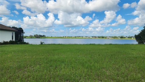 156 Valencia Ridge Dr, AUBURNDALE, FL, 33823-6720 | Card Image