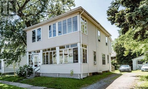 159 York St, Moncton, NB, E1C2Z1 | Card Image