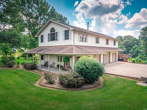 900 E Union St, Winslow, IN, 47598-8382 | Card Image