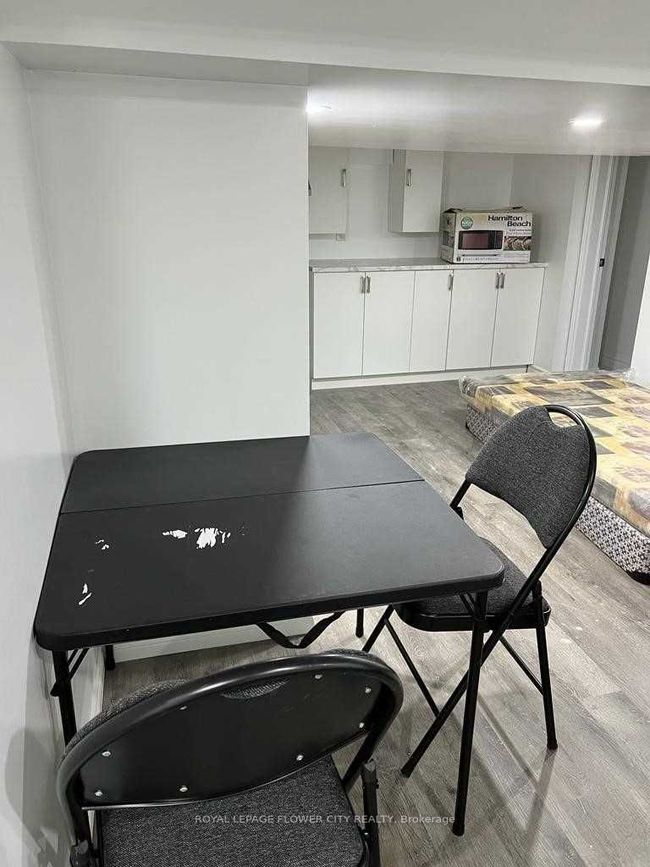 1122 Louis Ave, House other with 3 bedrooms, 3 bathrooms and 4 parking in Windsor ON | Image 18