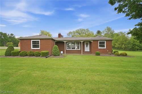 359 Walnut St, Leetonia, OH, 44431-9767 | Card Image