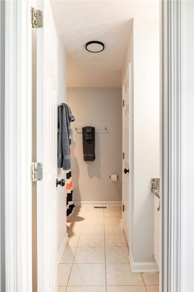 APT-1602 - 1477 N Donahue Dr, Condo with 3 bedrooms, 4 bathrooms and null parking in AUBURN AL | Image 19