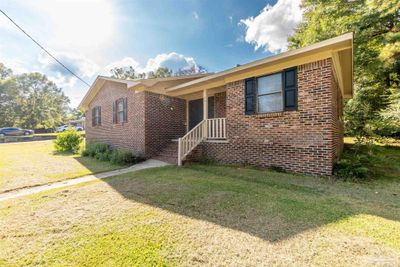 751 Liles Blvd, House other with 3 bedrooms, 2 bathrooms and 1 parking in Brewton AL | Image 2