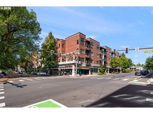 305-300 W 8th St, Vancouver, WA, 98660-3435 | Card Image