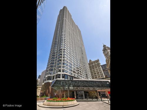 unit-2315-405 Wabash Ave, Chicago, IL, 60611-5667 | Card Image