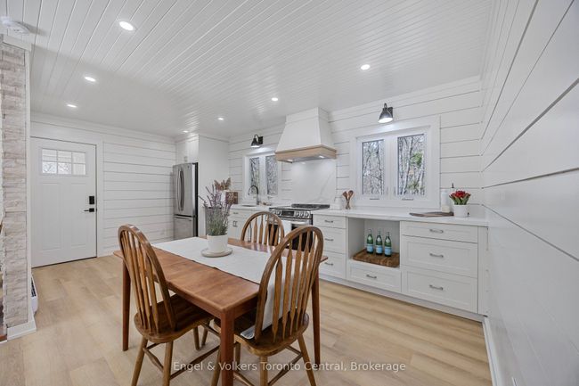 2481 Falkenburg Rd, House other with 3 bedrooms, 1 bathrooms and 6 parking in Port Carling ON | Image 11