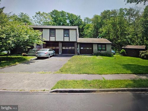 1229 Manor Dr, WARMINSTER, PA, 18974-2102 | Card Image
