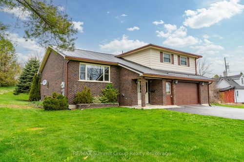 330 Mill St, Feversham, ON, N0C1C0 | Card Image