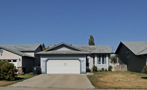 60 Pleasant Park Road W, Brooks, AB, T1R1H3 | Card Image