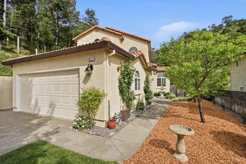 321 Portofino Way, Cloverdale, CA, 95425 | Card Image