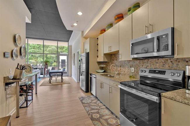 UNIT-112 - 3400 Malone Dr, Condo with 2 bedrooms, 2 bathrooms and null parking in Chamblee GA | Image 8