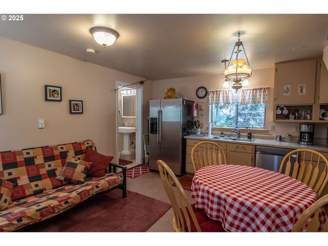 Guest Quarters | Image 43