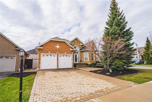137 Pinehill Dr, Hannon, ON, L0R1P0 | Card Image