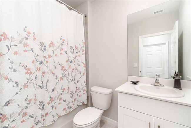 20684 Plumwood Loop, Condo with 2 bedrooms, 2 bathrooms and 2 parking in NORTH FORT MYERS FL | Image 21