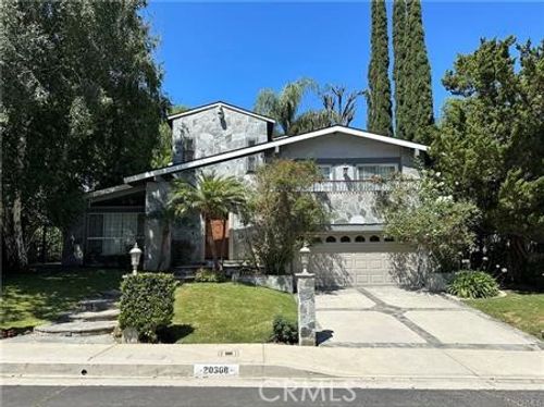 20308 Chapter Dr, Woodland Hills, CA, 91364-5609 | Card Image