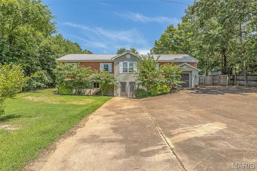 2727 Barron Rd, Poplar Bluff, MO, 63901-1937 | Card Image