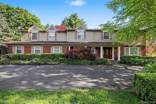 3794 Shellmarr Ln, Bloomfield Hills, MI, 48302-4051 | Card Image